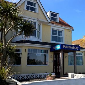 Ravensbury Hotel